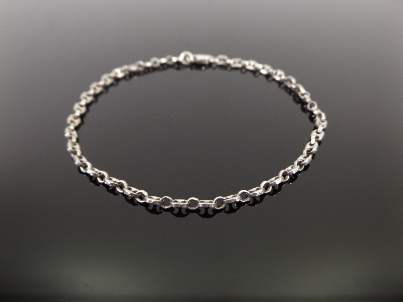 lot 73 image: .925 Sterling Silver Marina Link Bracelet