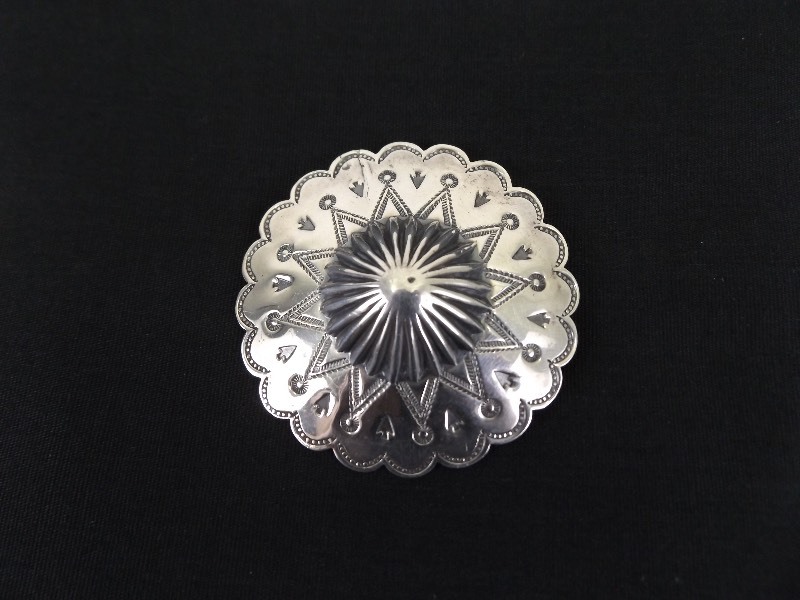 lot 80 image: .925 Sterling Silver Spanish Conch Brooch