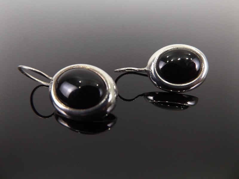 lot 98 image: .925 Sterling Silver Black Onyx Cabochon Earrings