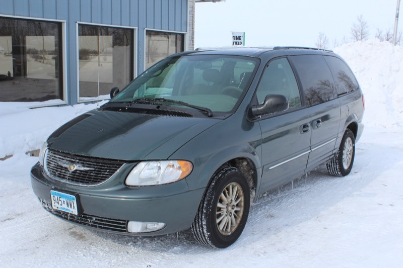 2003 Chrysler Town & Country Limited - 2 Owner -