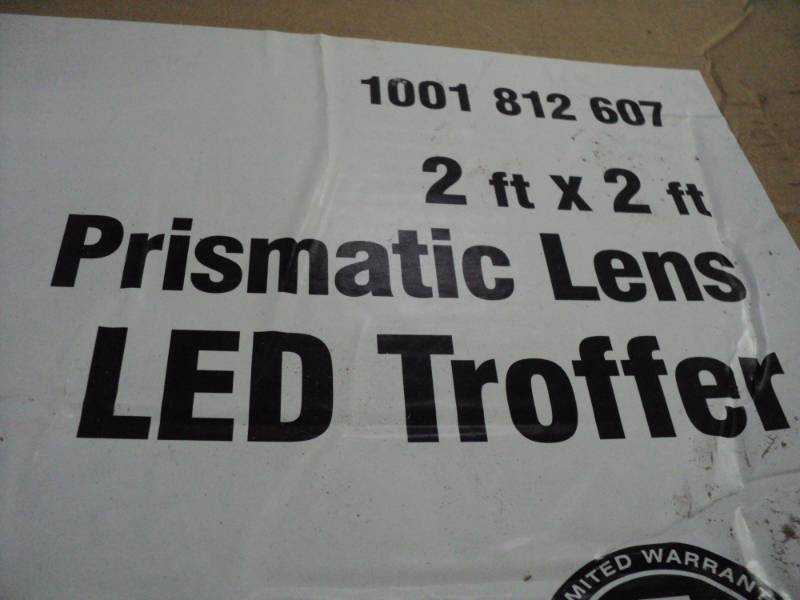 lot 11 image: Envirolite 2 ft x 2 ft Prismatic Le...