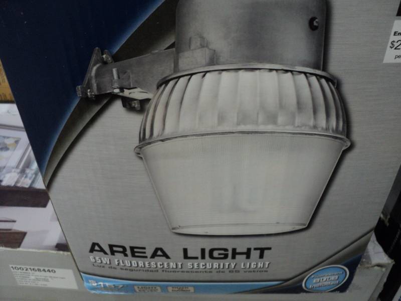 lot 23 image: Lithonia Lighting Area Light...