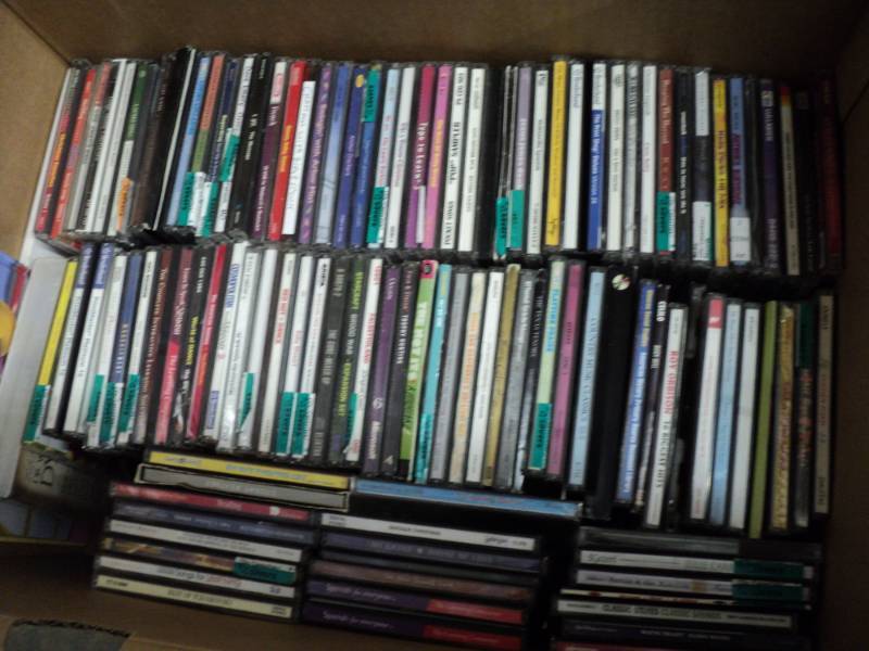 lot 39 image: 200 CDs and 5 AudioBooks...