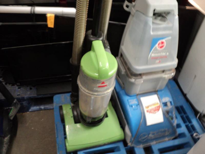 lot 76 image: Hoover Steam Vac and Bissell Power ...