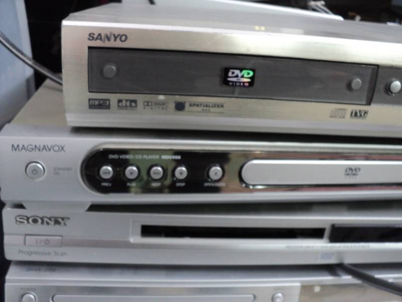 lot 88 image: Sony, Magnovox, and Sanya DVD playe...