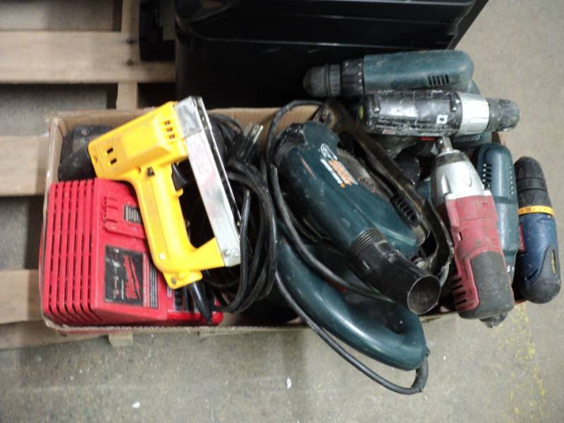 lot 92 image: Box of Tools untested...