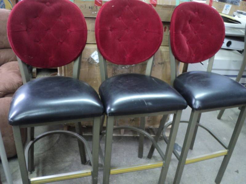 lot 120 image: Set of 3 Bar Stools metal frame 29...