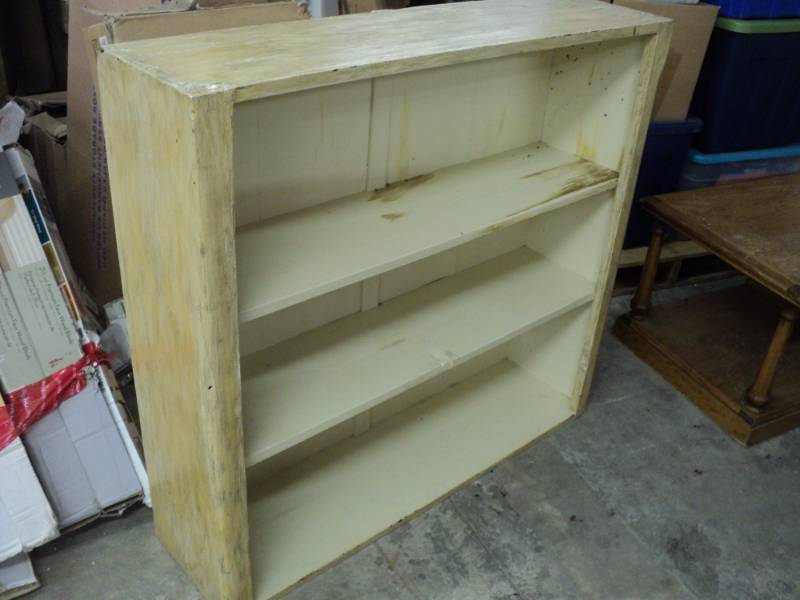 lot 133 image: Wood Shelving 40 x 10 x 37, 3 Shelf...
