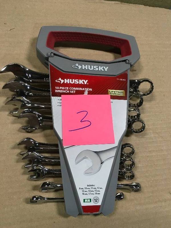 lot 3 image: Husky Metric Combination Wrench Set (10-Piece) MISSING 1 PC