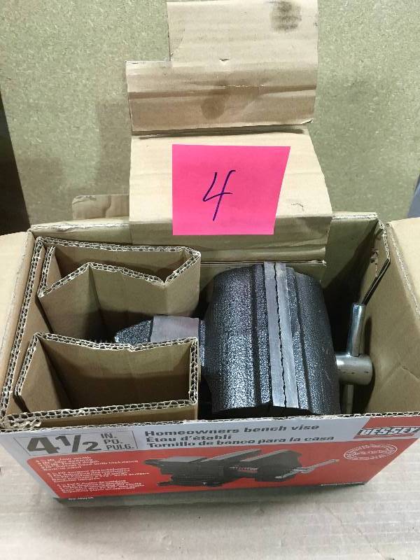 lot 4 image: BESSEY 4-12 in. Light Duty Bench Vise with Swivel Base in like new condition