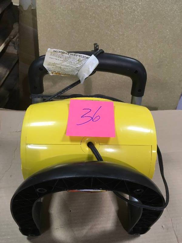 lot 36 image: Stanley 1500-Watt Utility Ceramic Portable Heater with Pivot Power USED