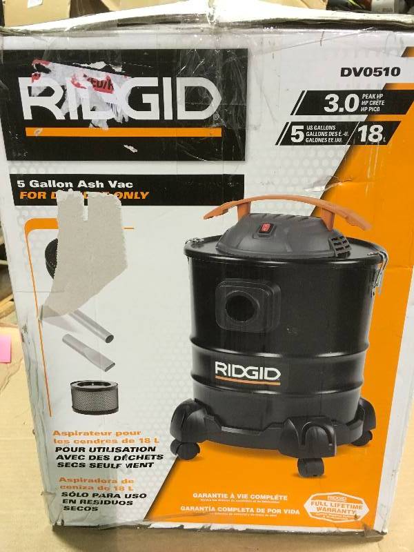 lot 44 image: RIDGID 5 Gal. 3.0-Peak HP Ash Canister Vacuum Cleaner USED in working condition