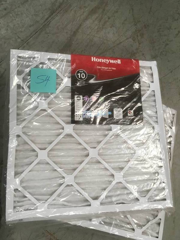 lot 54 image: Honeywell 12 in. x 24 in. x 1 in. Elite Allergen Pleated FPR 10 Air Filter QTY 12 in like new condition