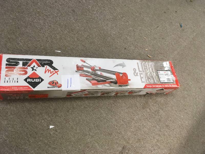 lot 11 image: Rubi 26 in. Star Max Tile Cutter in good condition