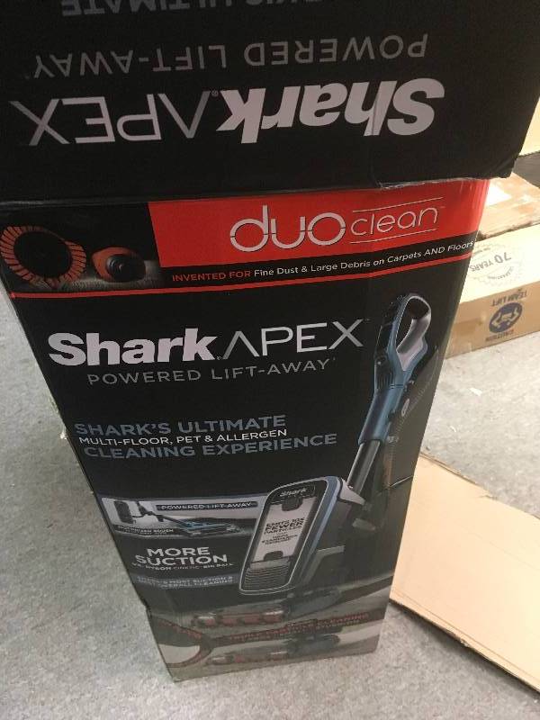 lot 44 image: Shark APEX DuoClean Powered Lift-Away Vacuum in good condition
