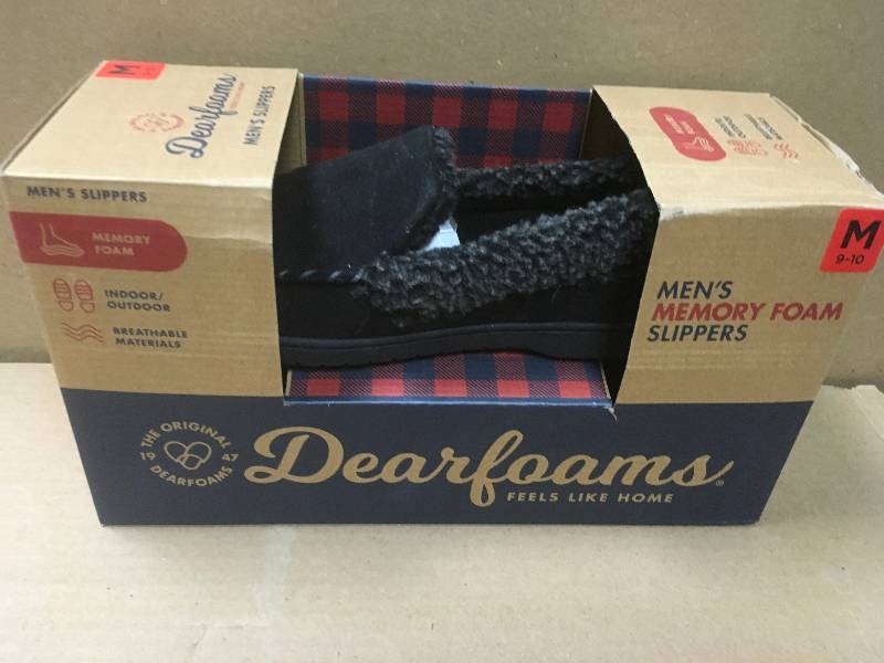 lot 53 image: Dearfoams Mens Memory Foam Slippers 11-12 not used