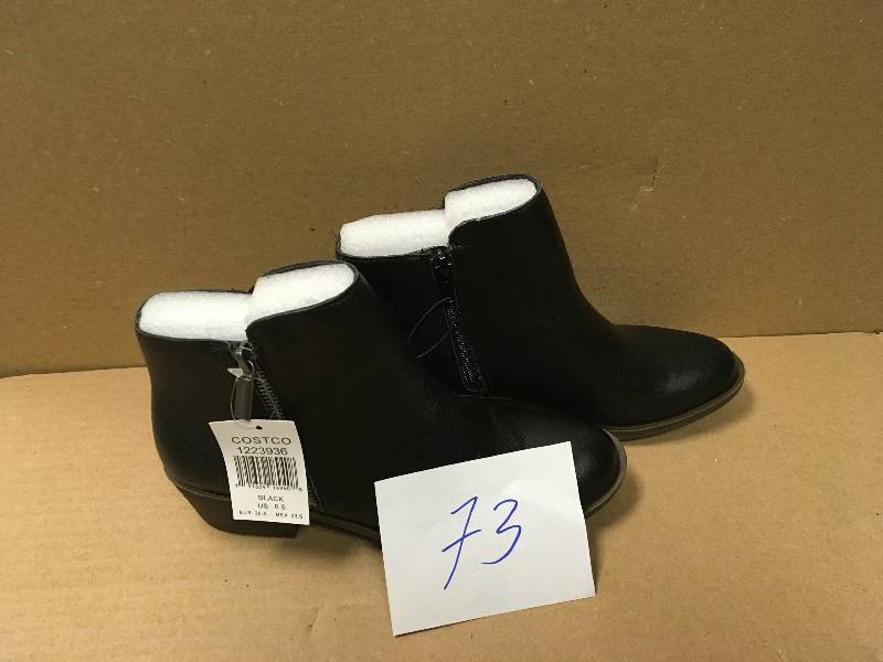 lot 73 image: Kensie Ghita Ladies Short Leather Booties-Black- Size 6.5 not used
