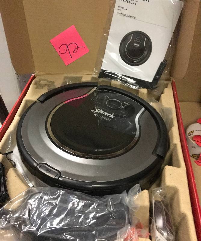 lot 92 image: Shark ION ROBOT 750 Connected Robotic Vacuum Cleaner in like new condition