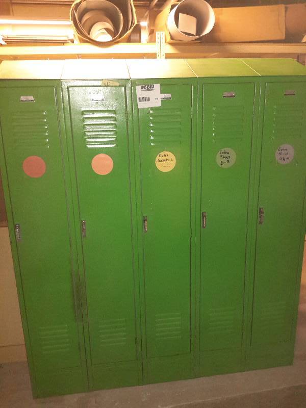 lot 138 image: 5 Green Penco Storage Lockers