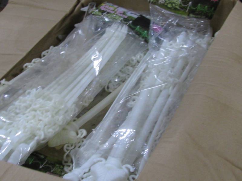 lot 15 image: Garden Fencing & Lawn Edging