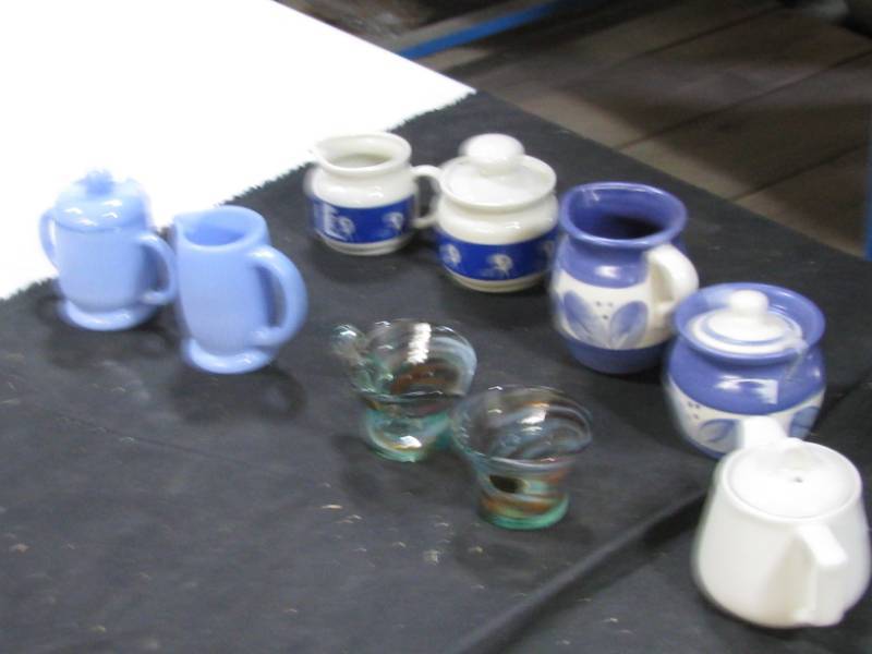 lot 30 image: Cream & Sugar Sets