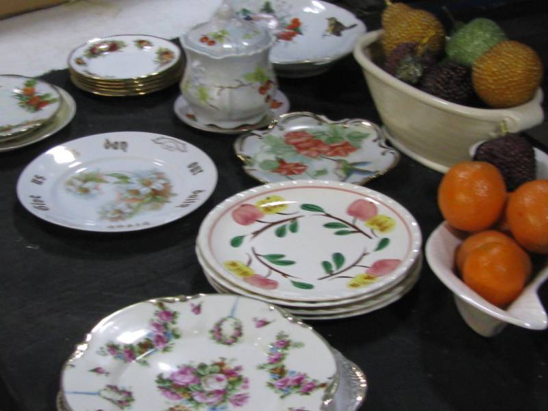 lot 68 image: Blue Ridge China