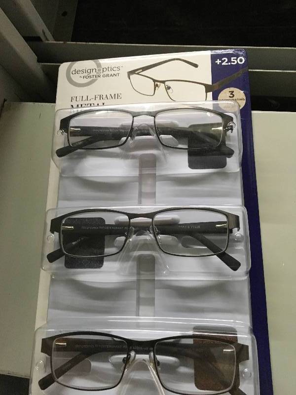 lot 54 image: 3PK Readers Glasses 2.50, Retail $18.99