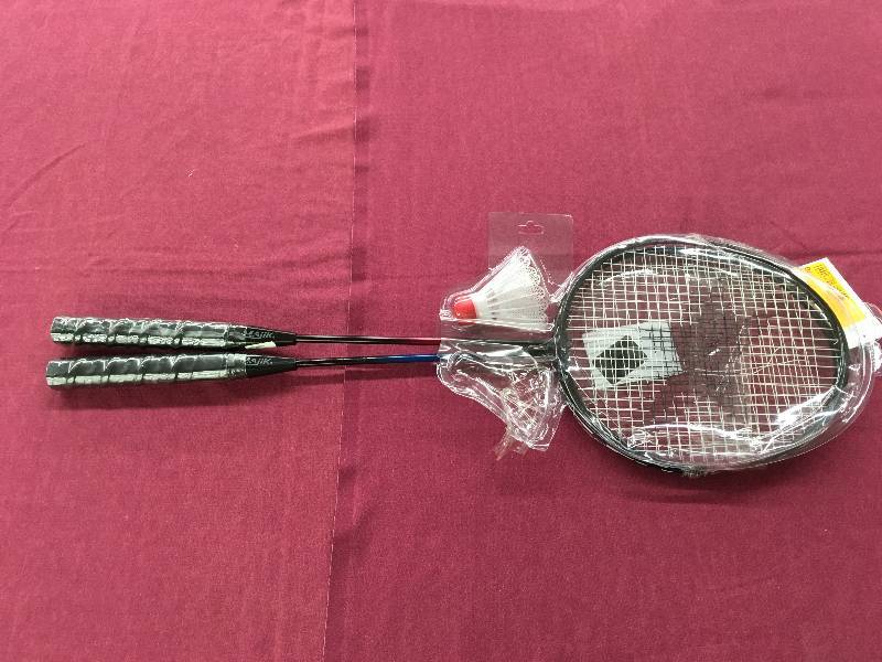 lot 70 image: Badminton Set, Retail $15.00