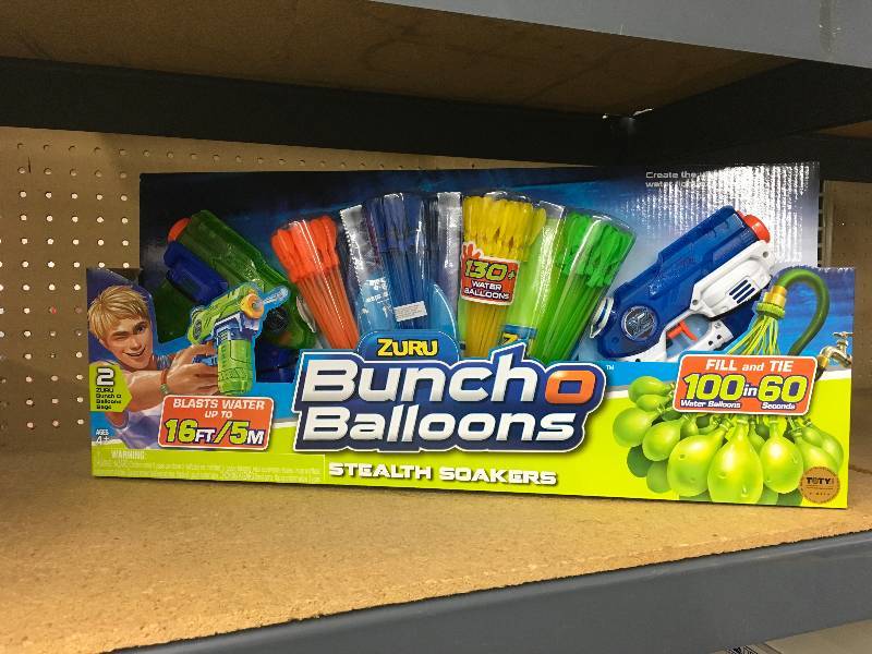 lot 98 image: Zuru Bunch O Balloons Stealth Soakers, Retail $19.99