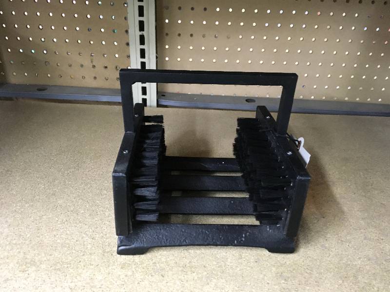 lot 119 image: Hearth & Hand Boot Scraper, Retail $27.99