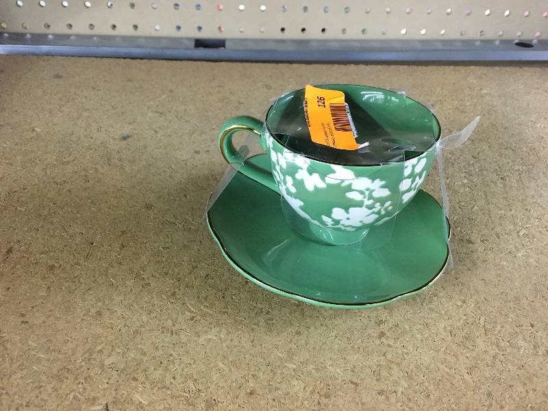 lot 126 image: Threshold Saucer & Cup Set, Retail $10.99