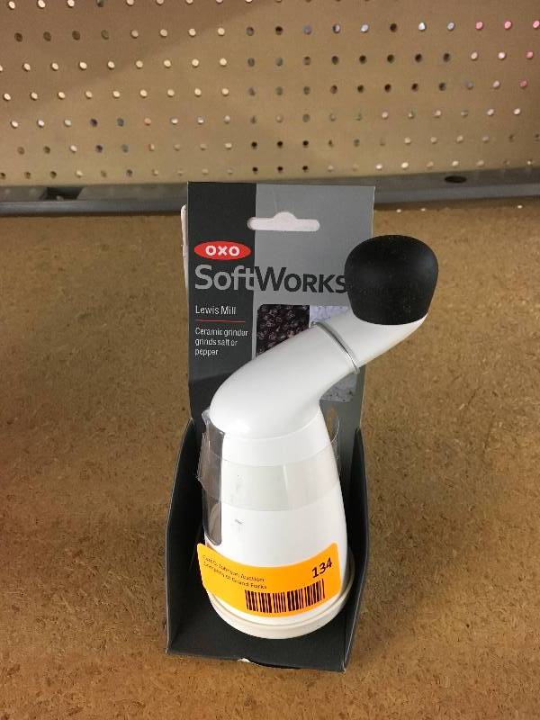 lot 134 image: Oxo Ceramic SaltPepper Grinder, Retail $11.99