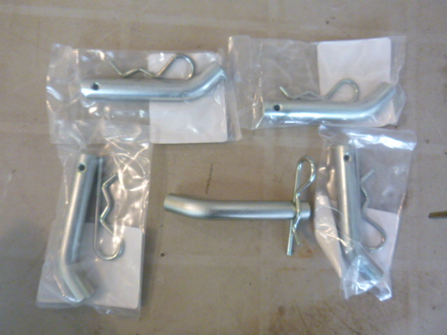 lot 12 image: 5 NEW Valley Hitch Pins