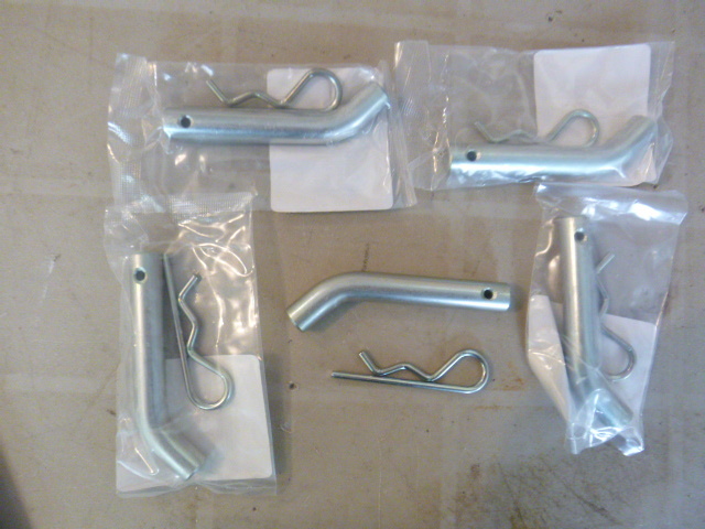 lot 19 image: 5 NEW Valley Hitch Pins