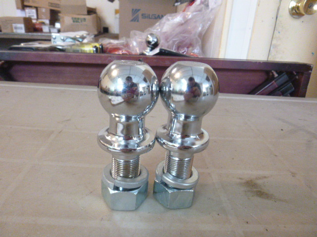 lot 25 image: 2 NEW Valley 1 78 Balls