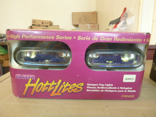 lot 45 image: Blazer HottLites Halogen Fog Lights