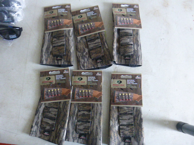 lot 80 image: 6 Mossy Oak Neoprene Buttstock Shotgun Shell Holders