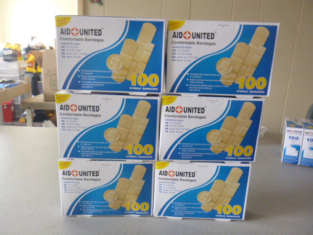 lot 106 image: 6 Boxes of Aid United Comfortable Bandages