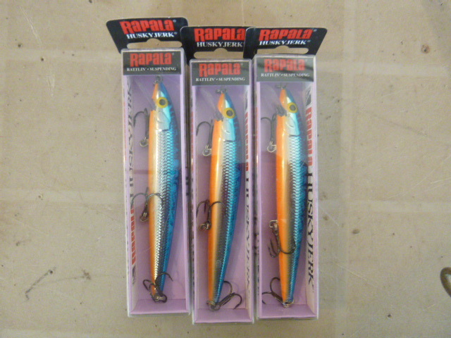lot 175 image: 3 Rapala Hard Bait