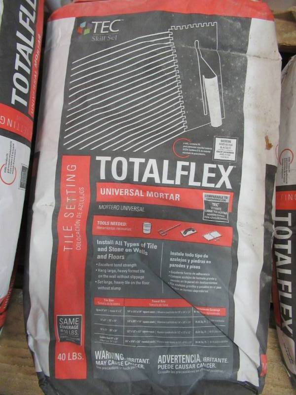 lot 70 image: Pallet of 10 Bags of TEC TotalFlex 40-lb White Powder Medium Bed 7076953525