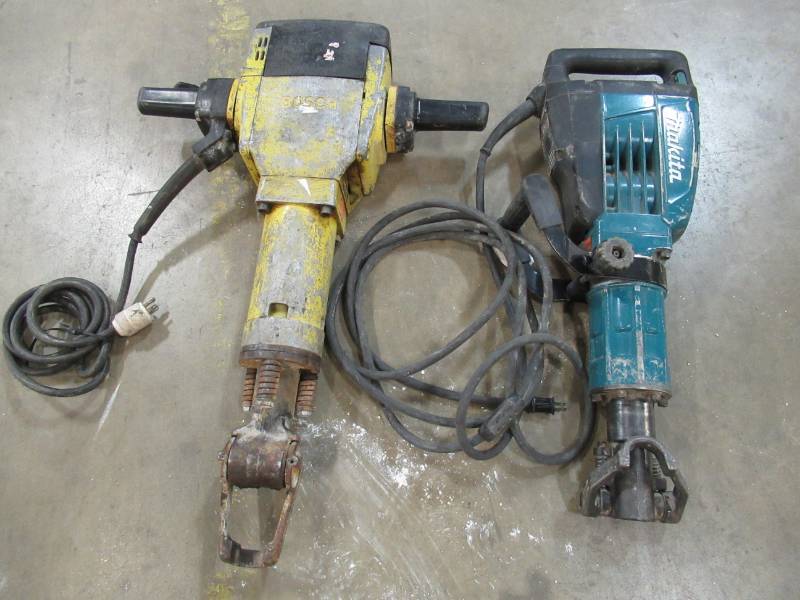 lot 68 image: 2 Non-Working Breaker Hammers Bosch and Makita - For Parts.