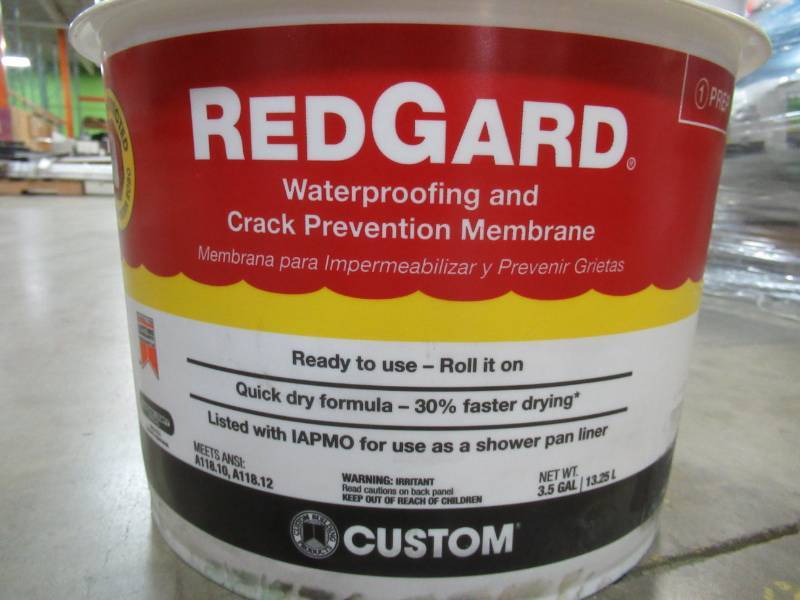 lot 73 image: RedGard 3-12 Gal. Waterproofing and Crack Prevention Membrane, LQWAF3