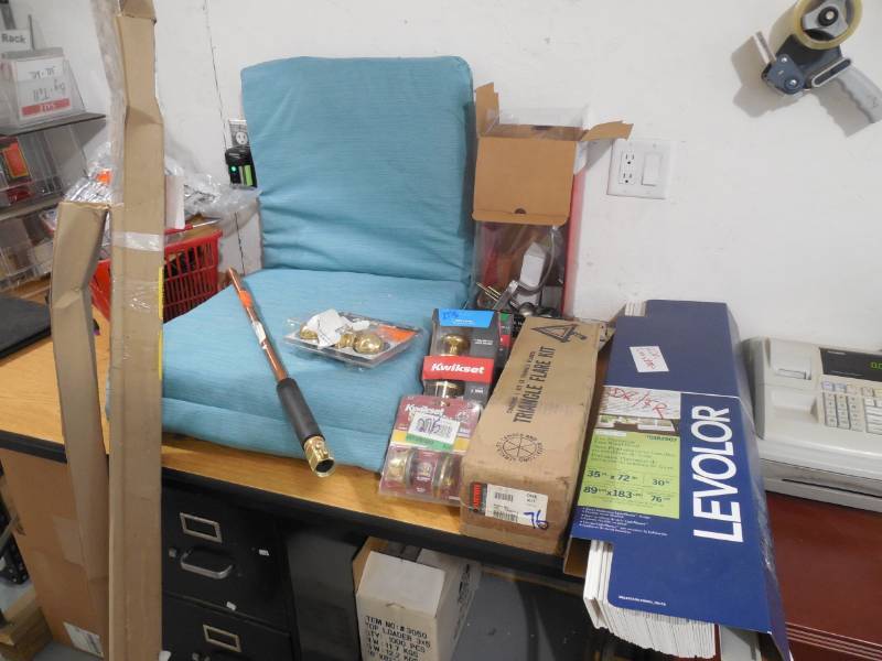 ASSORTED HANDYMAN LOT