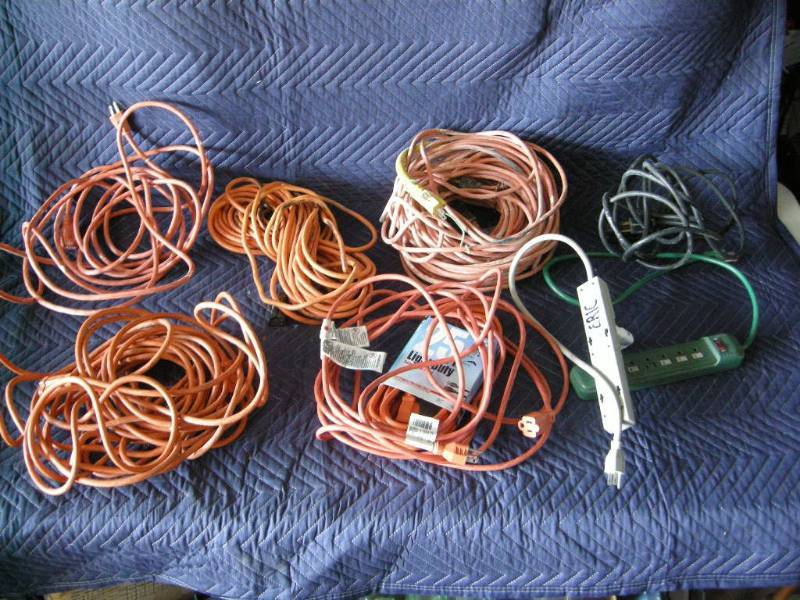 lot 57 image: Extension Cords