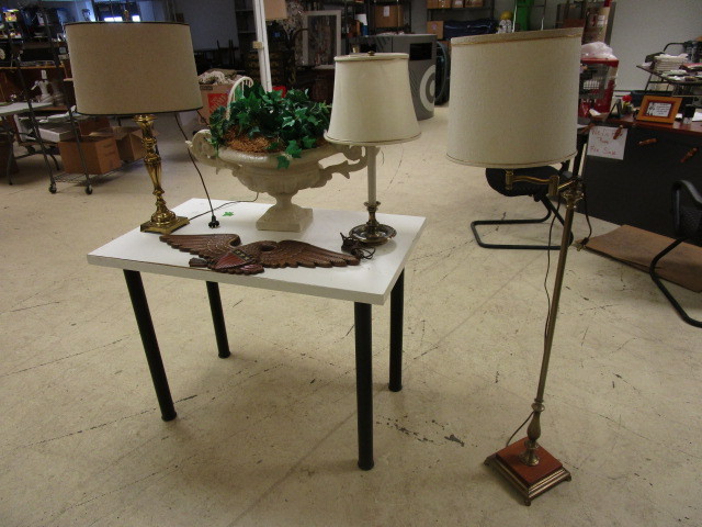 lot 305 image: LAMPS  HOME DECOR