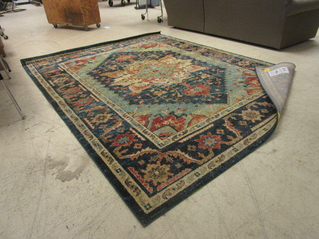 lot 313 image: AREA RUG