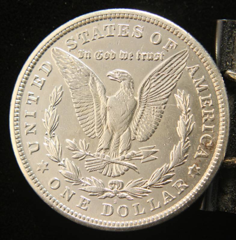 lot 08 image: 1921-S MORGAN SILVER DOLLAR