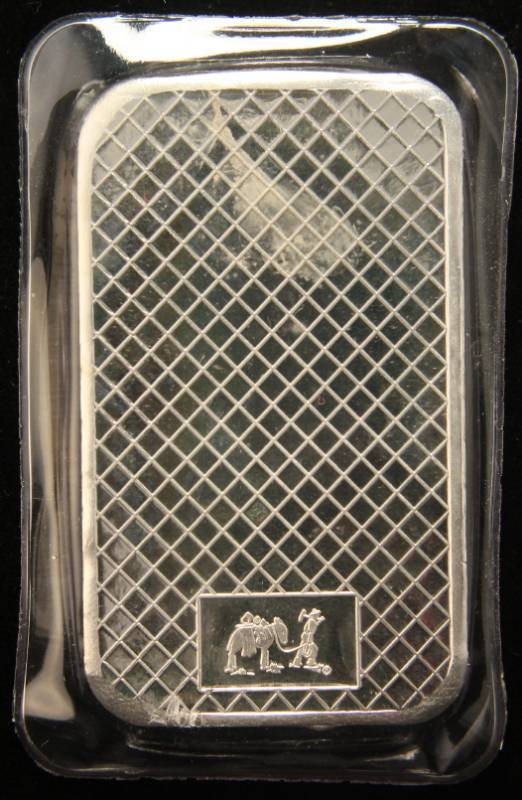 lot 13 image: 5 TROY OZ. .999 FINE SILVER BAR EAGLE LANDING SEALED
