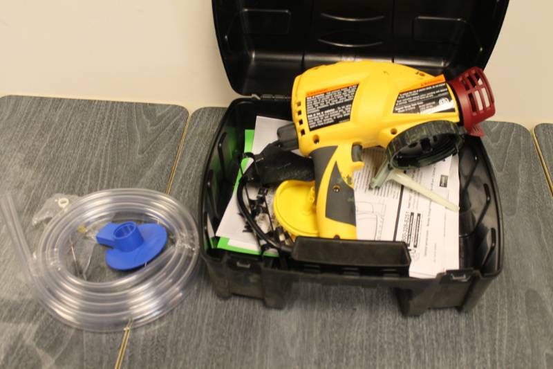 lot 50 image: Wagner Paint Pump