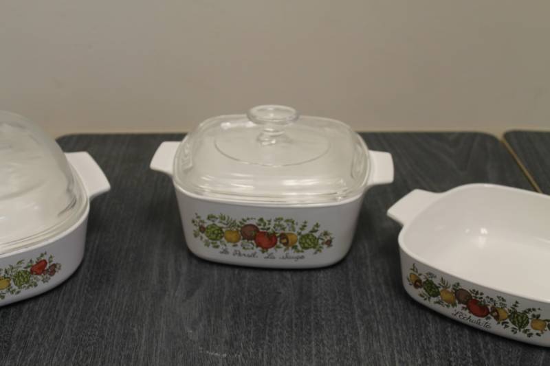 lot 63 image: Oven Ware China